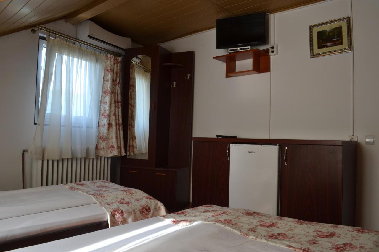 Pensiunea Bety Tutulesti Dış mekan fotoğraf